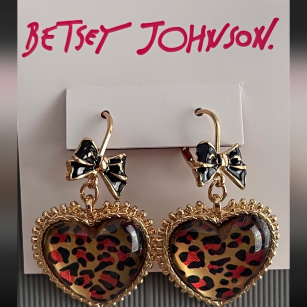 ππBetsey Johnson Leopard Print Hearts & Bows. - Picture 4 of 4